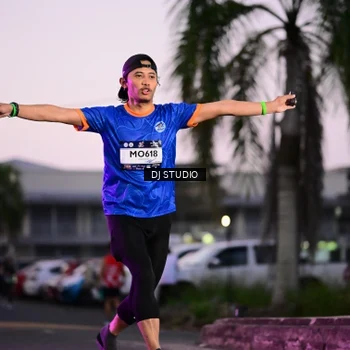 Runner Photo 7899017