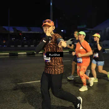 Runner Photo 7899030