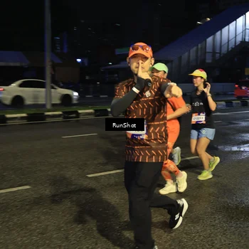 Runner Photo 7899032