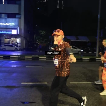 Runner Photo 7899041