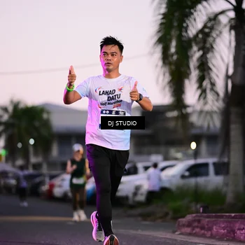 Runner Photo 7899043