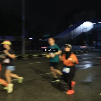 Runner Photo 7899064