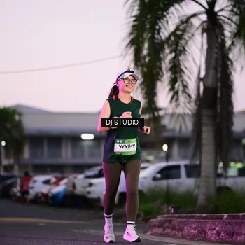 Runner Photo 7899068