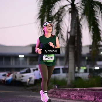 Runner Photo 7899079