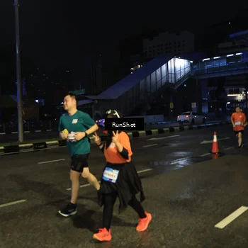 Runner Photo 7899084