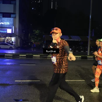 Runner Photo 7899093