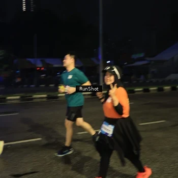 Runner Photo 7899105