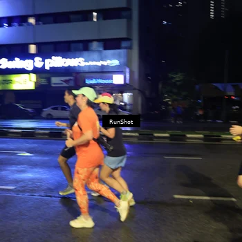 Runner Photo 7899110