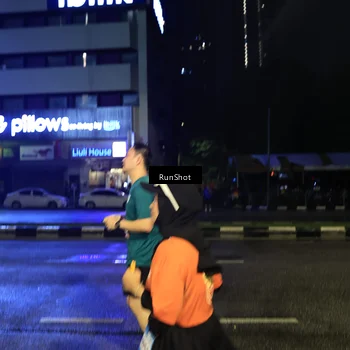 Runner Photo 7899138