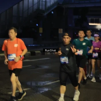 Runner Photo 7899161