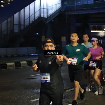 Runner Photo 7899183