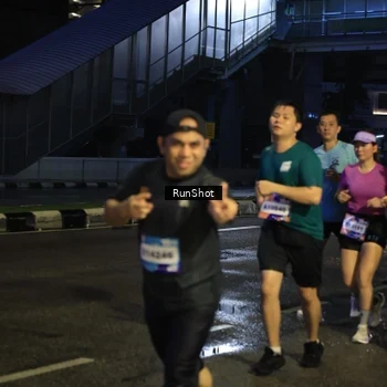 Runner Photo 7899186