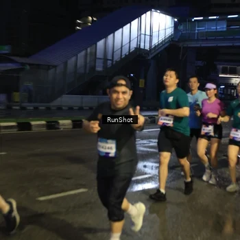 Runner Photo 7899189