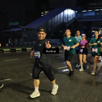 Runner Photo 7899199