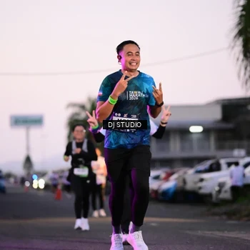 Runner Photo 7899206