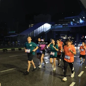 Runner Photo 7899214