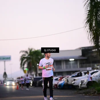 Runner Photo 7899243