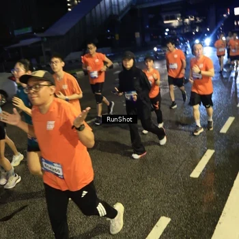 Runner Photo 7899245
