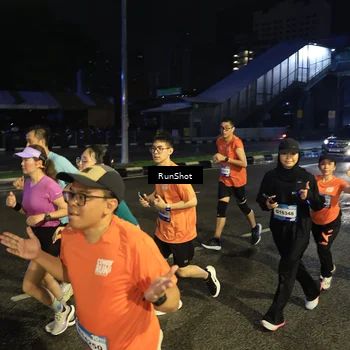 Runner Photo 7899250