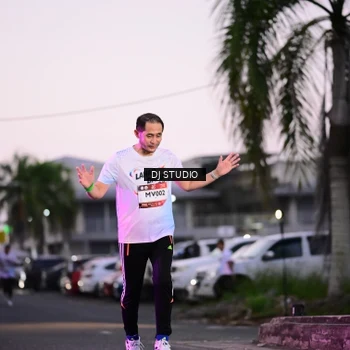 Runner Photo 7899257
