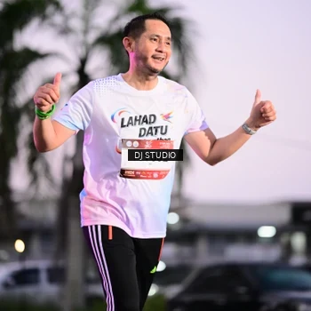 Runner Photo 7899259