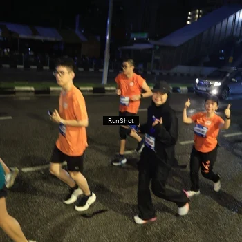 Runner Photo 7899264