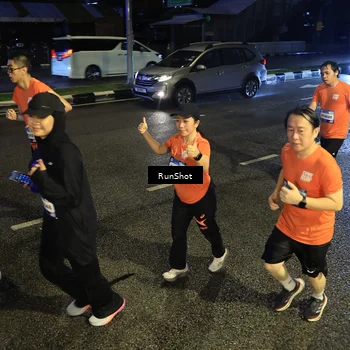 Runner Photo 7899285