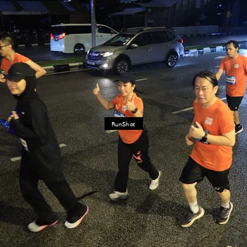 Runner Photo 7899286