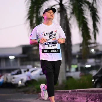 Runner Photo 7899290