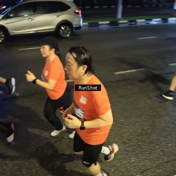 Runner Photo 7899294