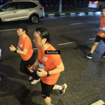 Runner Photo 7899308