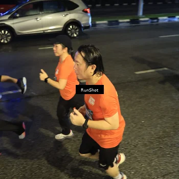 Runner Photo 7899309