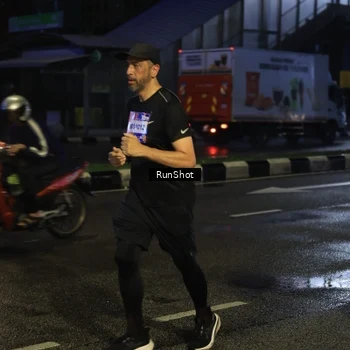 Runner Photo 7899320