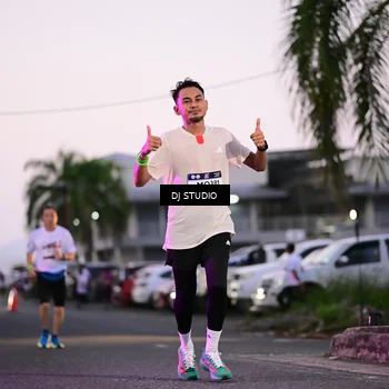 Runner Photo 7899324