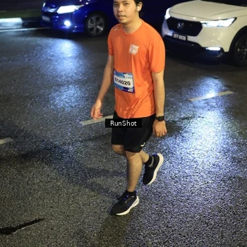 Runner Photo 7899332