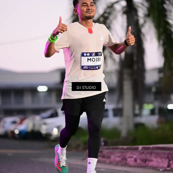 Runner Photo 7899345