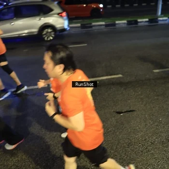 Runner Photo 7899365