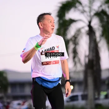 Runner Photo 7899369