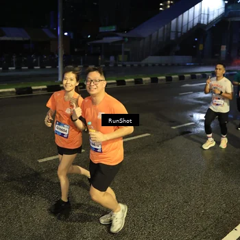 Runner Photo 7899372