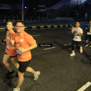 Runner Photo 7899378