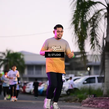 Runner Photo 7899379