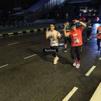 Runner Photo 7899380