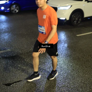 Runner Photo 7899392