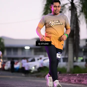 Runner Photo 7899394