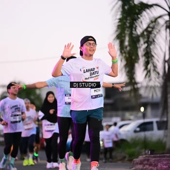 Runner Photo 7899405