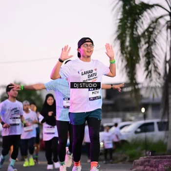 Runner Photo 7899407