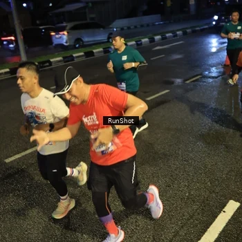 Runner Photo 7899417