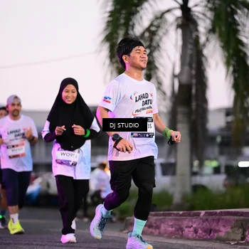 Runner Photo 7899419