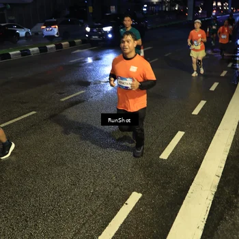 Runner Photo 7899421