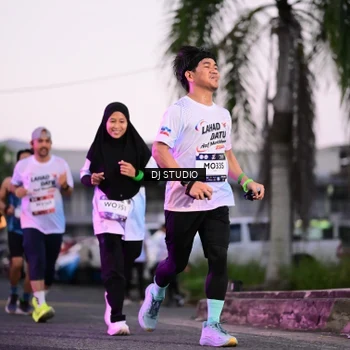 Runner Photo 7899425